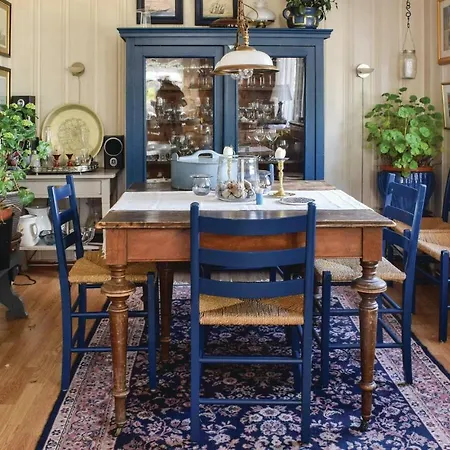 Three-bedroom Holiday In Satre Sætre